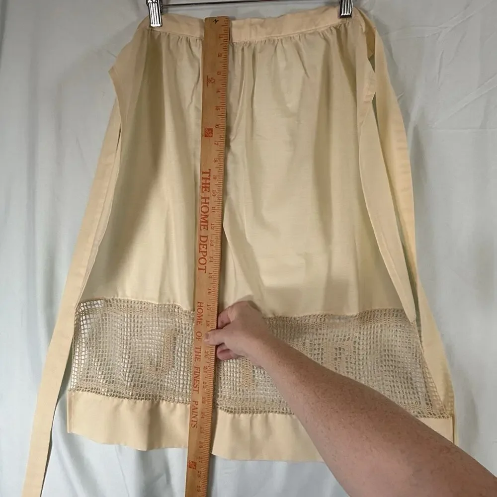 Vtg Handmade JOYCE Crochet Spellout Name Half Apron 50s 60s Cotton Cottage Cream